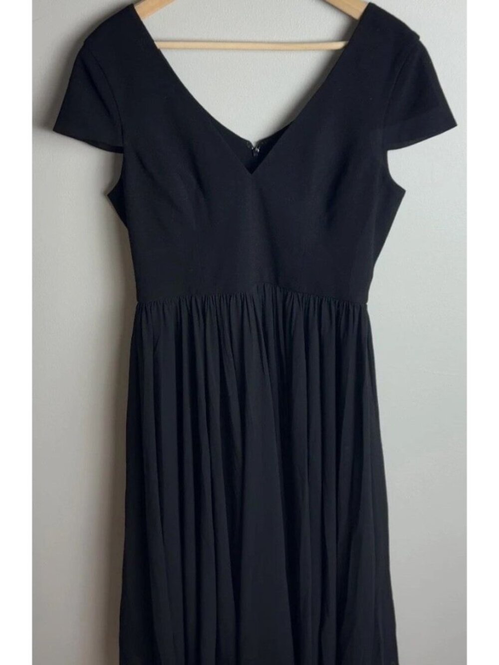 Dress The Population Corey Black V-Neck Midi Dress Lace Hem Size Large Women’s